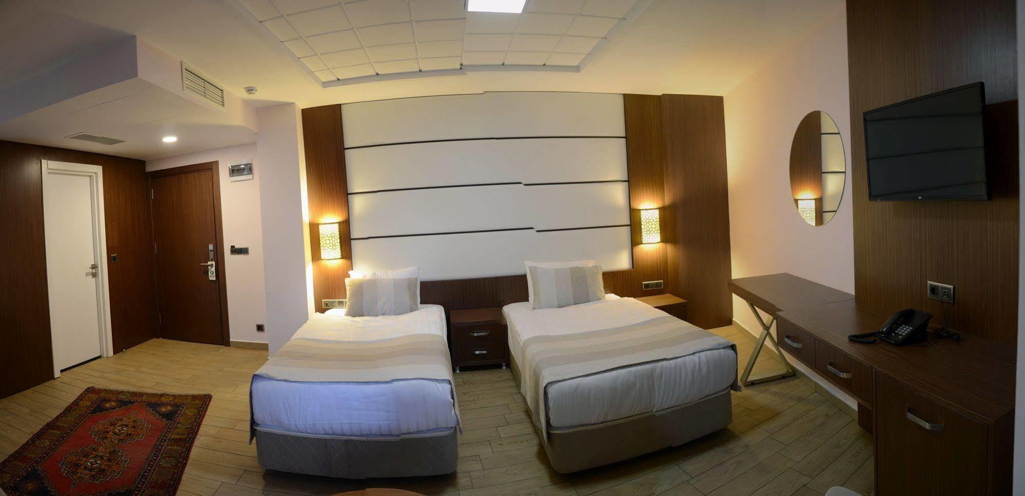 Safa Royal Museum Hotel Konya Bagian luar foto