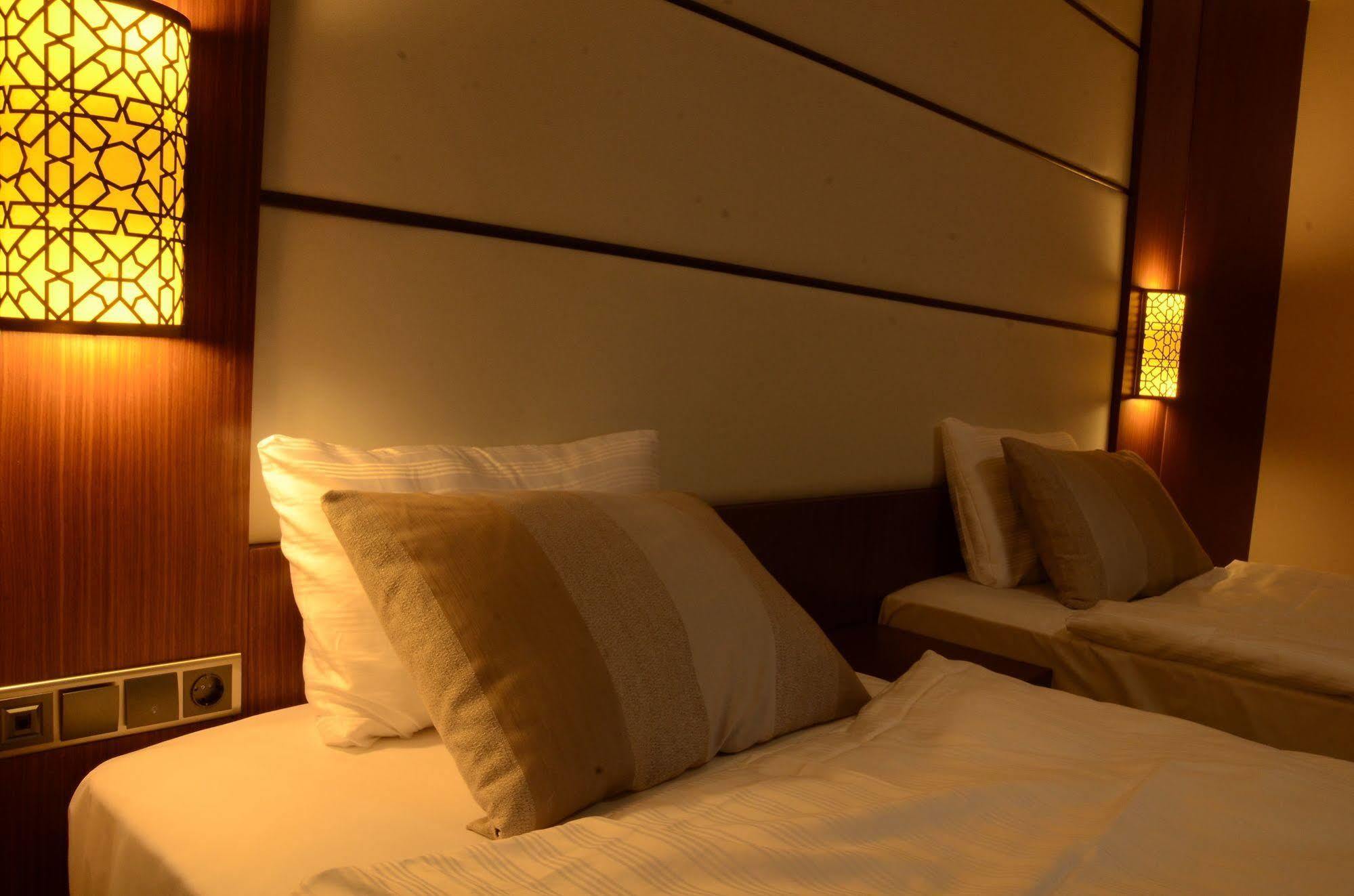 Safa Royal Museum Hotel Konya Bagian luar foto